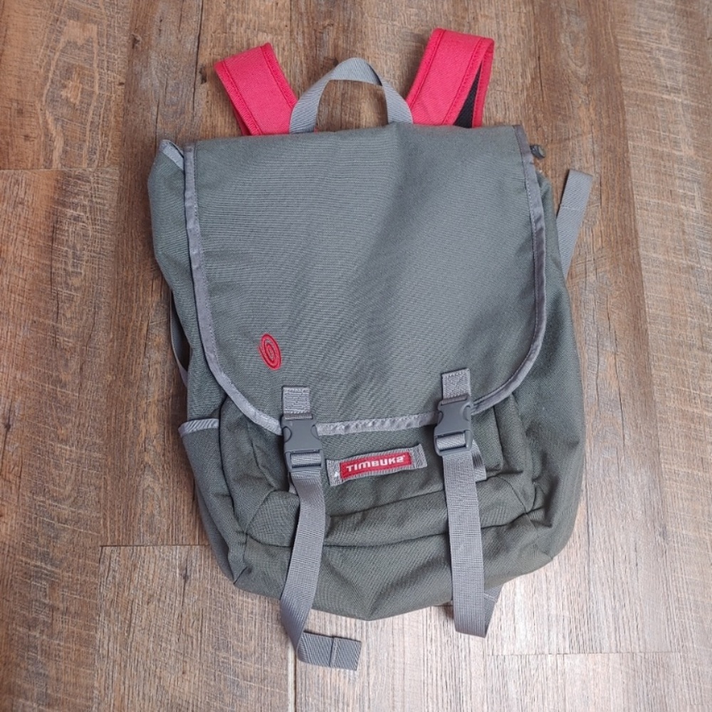 Timbuk2 gray pink backpack💗